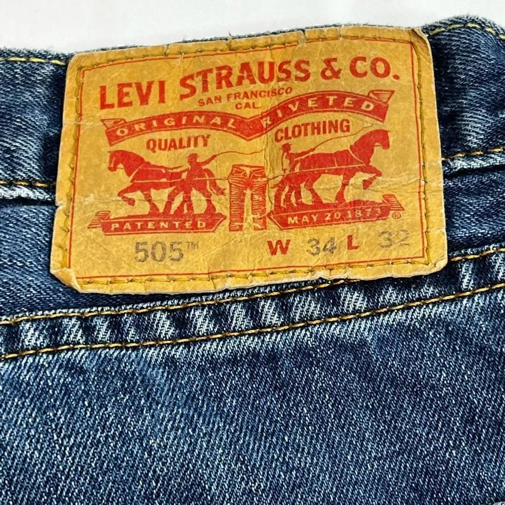 Levi’s 505 medium wash jeans size 34 X 32
